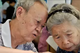 晚上喝牛奶等于“服毒”？医生：喝牛奶的这4个误区，别再中招了图片