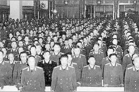 毛主席通知飞夺泸定桥勇士：来北京授衔，勇士回答：我不想去图片