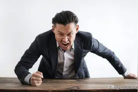 社会有两套运行法则，而你只知其一不知其二，所以你郁郁不得志图片