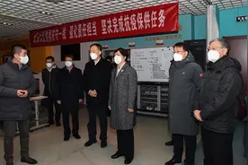 国家药监局局长焦红在京调研新冠病毒疫苗及治疗药物生产流通工作图片