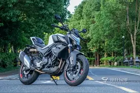 2.85万值！春风450NK试驾体验，士别三日当刮目相看图片