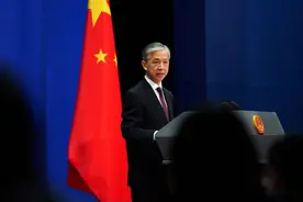 台湾地区举行炮击演练，台海局势剑拔弩张，以武拒统注定螳臂当车图片