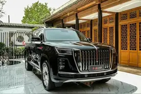 红旗LS7实拍：车长5695mm，4.0T V8发动机+8AT，预测价格100万以上图片