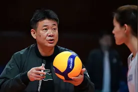 中国女排教练组分工已经明朗，张晨负责主攻，陈友泉未入选图片