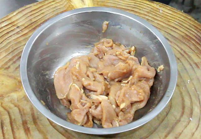 平菇配什么菜最好吃？分享5种不同做法，鲜香美味，顿顿吃光盘