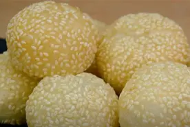 麻团想要空心有诀窍，掌握3个技巧，个个饱满不开裂，太好吃了图片