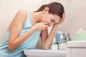 十人九湿，湿气重的人常见4个表现，中医提醒要做好“三多二少”图片