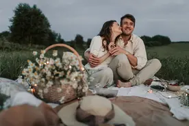 老公离婚不离家，也不给生活费，这样过了四五年该怎么办？图片