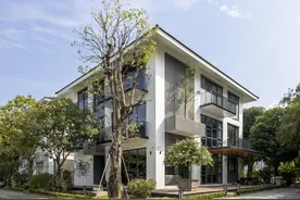 独门独户3层别墅，院子不砌围墙，全靠绿植造景，舒适度丝毫不减图片