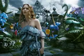 对生活疲惫麻木的成年人，都应该再看看《爱丽丝梦游仙境》图片