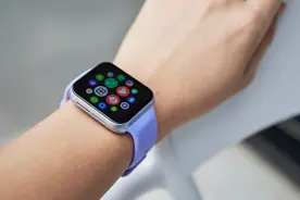 949元值？OPPO Watch SE开箱：就是一款迷你腕上手机？图片