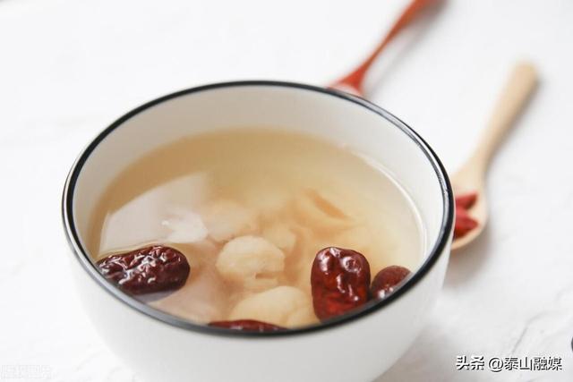花胶牛奶冻 方块 做花胶牛奶冻