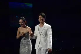 为何有人到处秀老婆的好身材？图片