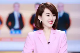 上海财经美女主持孙睿淇，台上台下都风光，婆家背景让人心生羡慕图片