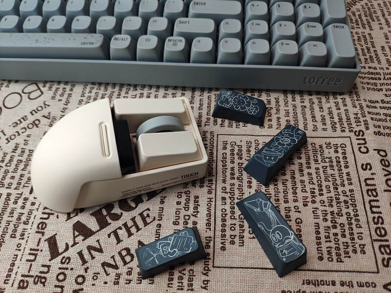 重新定义鼠标，自带屏幕，无线三模，Lofree洛斐小翘鼠标体验