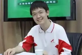 12年前他拒绝保送，高考703分，投11封美国入学申请，全部被拒图片