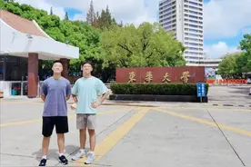 神复制！辽宁“学霸双胞胎兄弟”：从小到大同校，如今还考入同所双一流！图片