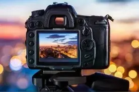 单反相机和微单相机的优缺点？现在单反还能买吗？详细为您解读图片