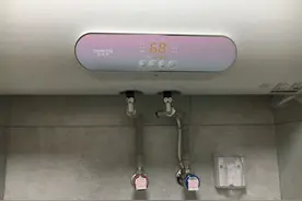 热水器一直开着好不好？维修工：忽略这3点，就是拿命洗澡图片