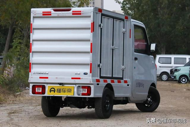 新车 | 取代货运电动三轮车？快递“神器”五菱E10到店实拍
