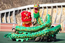 武警青岛支队：“广场文化”助力活力军营图片