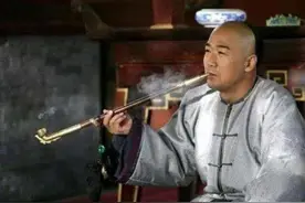 纪晓岚绰号“纪大烟袋”他的烟袋到底有多大 实物在上海博物馆图片