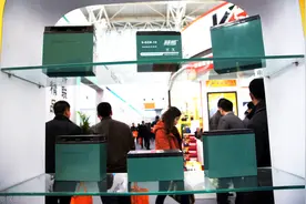 铅酸、黑金、石墨烯和锂电池哪一种划算？一次讲明白图片