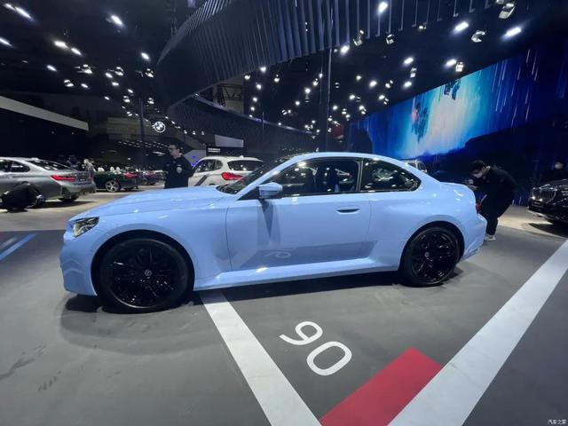 全新宝马M2：燃油绝唱？3.0T的驾驶者之车，买了就能坐等升值？！