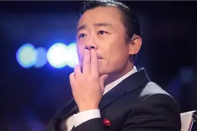 “做精”周立波：打伤岳父傍上富婆，如今现身却再也翻不了身？图片