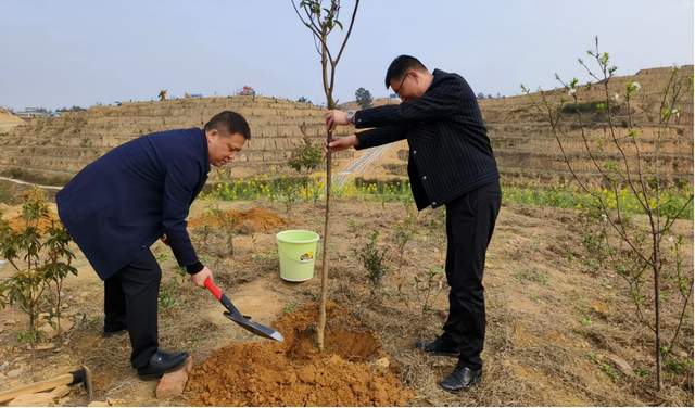 四川省民生研究会新媒体中心-官网