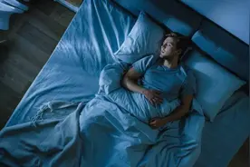 医生：睡前最养人习惯，第一名原来是梳头！顺手一做一觉到天亮！图片