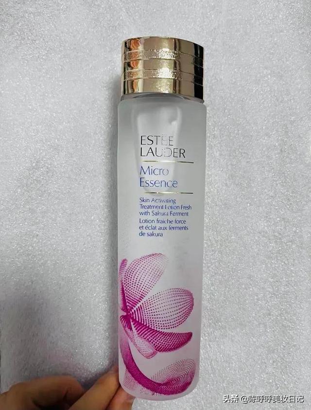 精华液，精华乳，精华水，精华露分别是什么？怎么用？