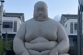 大理两座露天雕塑被指辱华 回应：与日本无关，已配合调查图片