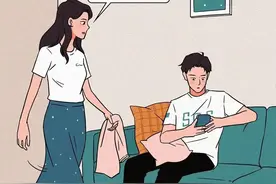 趁女友洗澡，我偷看了她的手机图片