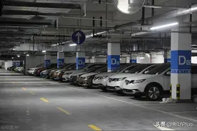 开发商送车位、降价卖车位被要求补差价，官方称未违规图片