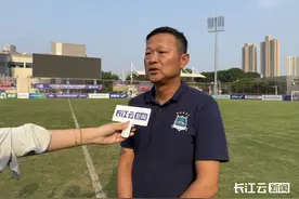 拼出来的冠军！武汉江大女足主教练常卫魏回顾亚冠夺冠之路图片