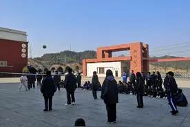 2115班综合素质照片 （高一上）图片