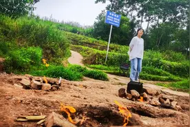 长寿有个地火村，燃烧60多年风雨不熄，村民来这里借火煮饭，神奇图片