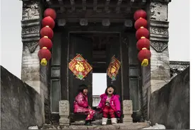 远嫁的女儿回娘家过年成了奢望图片