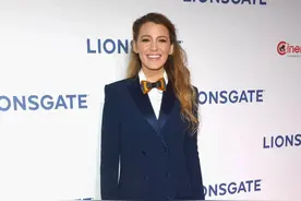 欧美女星布莱克·莱弗利图片