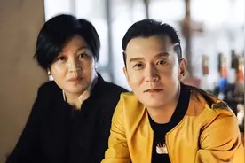 哈文：丈夫李咏离世4年后，依然赡养公公婆婆，她的坚持让人泪目图片