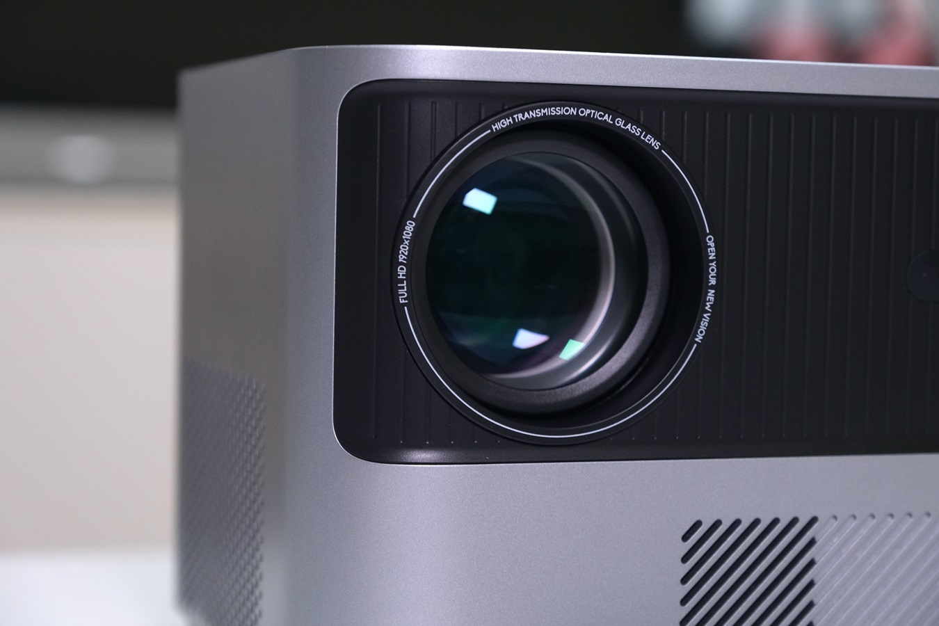 拒绝亮度虚标，还原真实色彩，光元素A1投影仪初体验