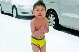 2012年，被父亲强迫在雪地上裸跑的4岁男孩，如今成就惊艳四方图片