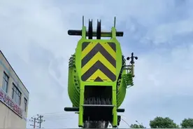 新款130吨，双发88米八节臂，够诚意嘛？图片