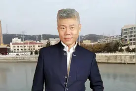 司马南老师是日本人吗？谁知道真假呢？图片