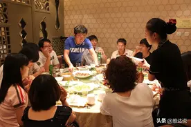 与朋友聚餐，没喝完的酒水能打包吗？过来人：这3种情况，不可带图片