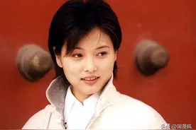 “男人婆”张延：父亲早逝与母亲相伴15年，53岁的她婚姻令众人慕图片