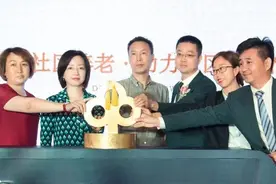 只扒女不扒男？回顾一下成都男主角杨某吧图片