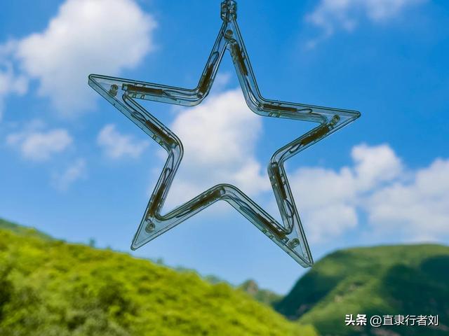保定有一半是山区，但这座山的风景在我爬过的保定大山能排第二