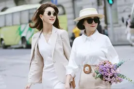 身材偏胖的中年女人，建议秋天穿“短一截”上衣，显瘦显高更时髦图片